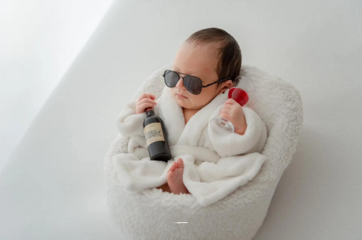 澧县宝宝额头高聪明有福气